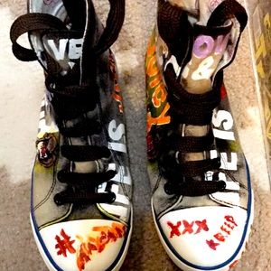 Juicy Couture Converse size 7 1/2 women’s!